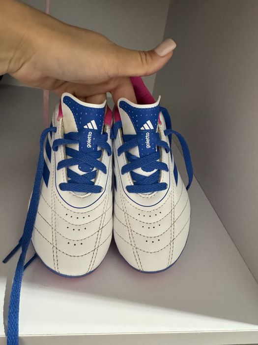 Сороконіжки adidas
