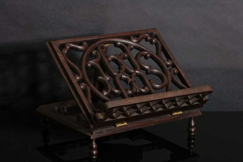Atril de mesa em bronze