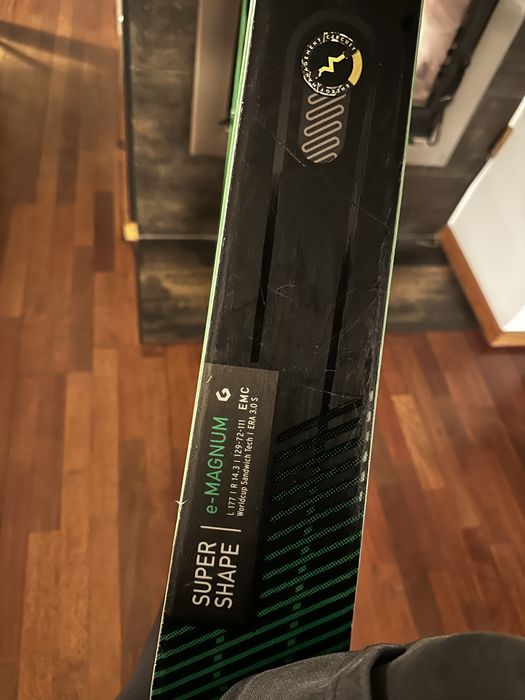 Head e-magnum Supershape L177