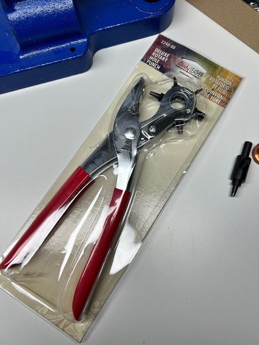 Pełny zestaw do nitowania skóry/TPU: ręczna prasa nitująca + dodatki