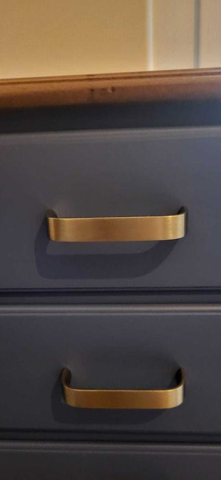 Cómoda madeira maciça