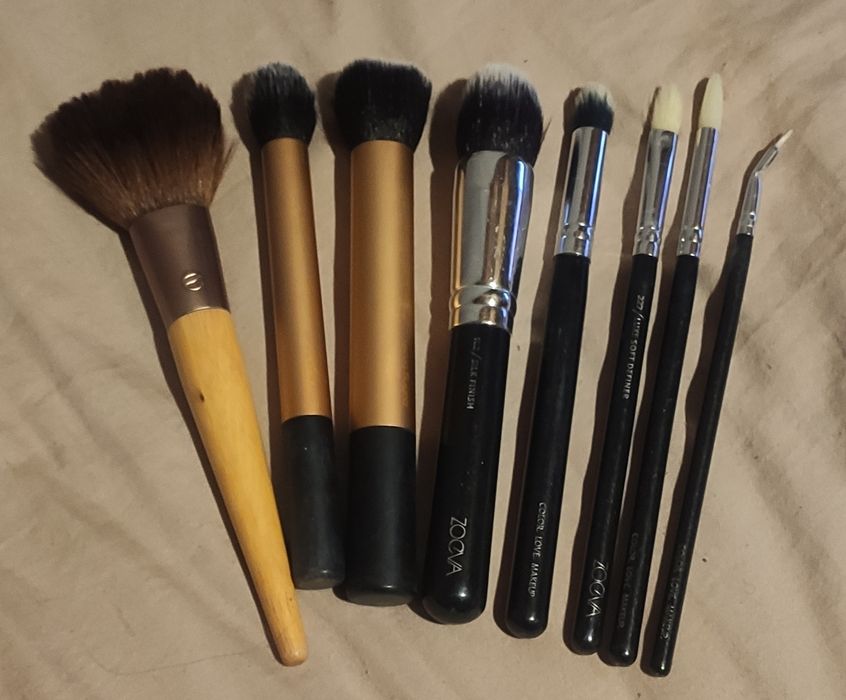 Komplet 8 sztuk pędzli zoeva + Real Techniques  + Ecotools