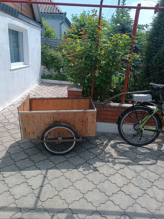 Прицеп для велосипеда