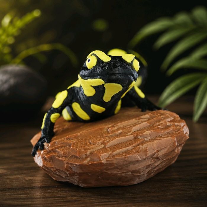 Salamandra Plamista Wyjątkowa Ozdoba Akcent na Regał lub do Roślin