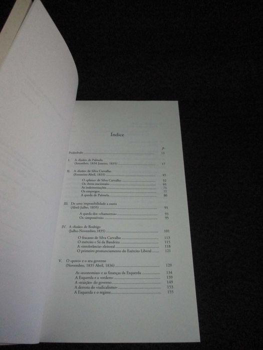 Livro Os Devoristas A Revolução Liberal Vasco Pulido Valente