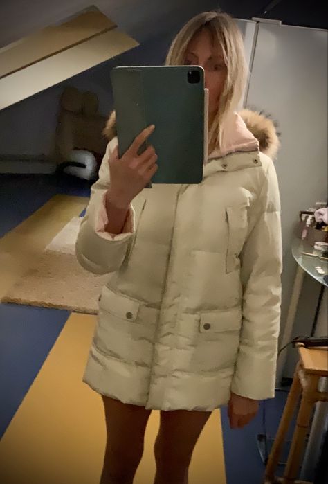 Weekend Max Mara пуховик куртка біла оригінал M L