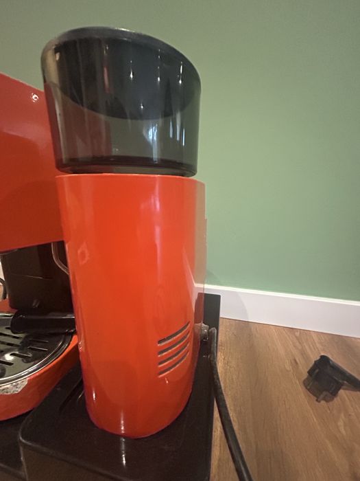 Maquina de Café Baby Gaggia com Moinho