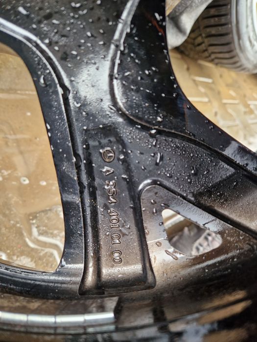 Oryginalne Koła zimowe Mercedes-Benz GLC W254 AMG 235/60R18 255/55R18