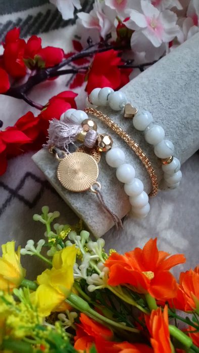 Zestaw bransoletek damskich