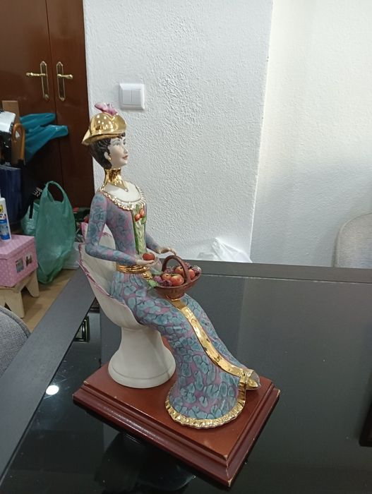 Vendo boneca decorativa