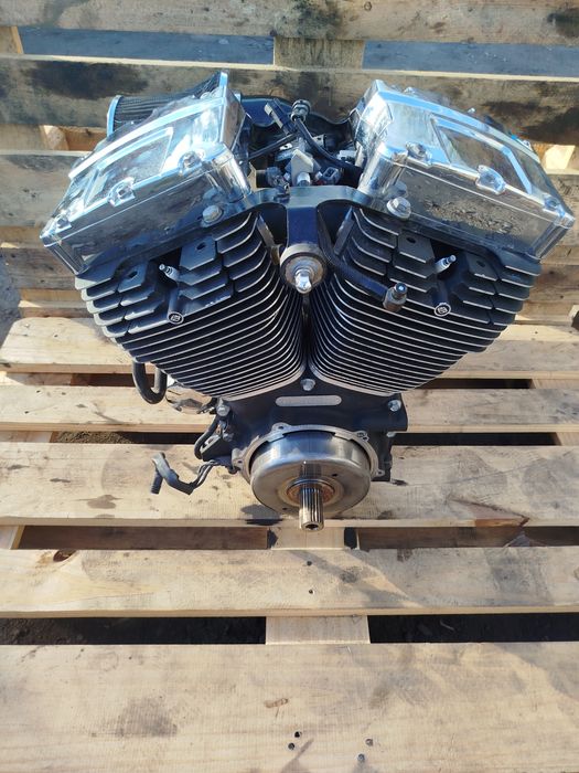 Harley Davidson touring street glide road King electra tc103 - silnik
