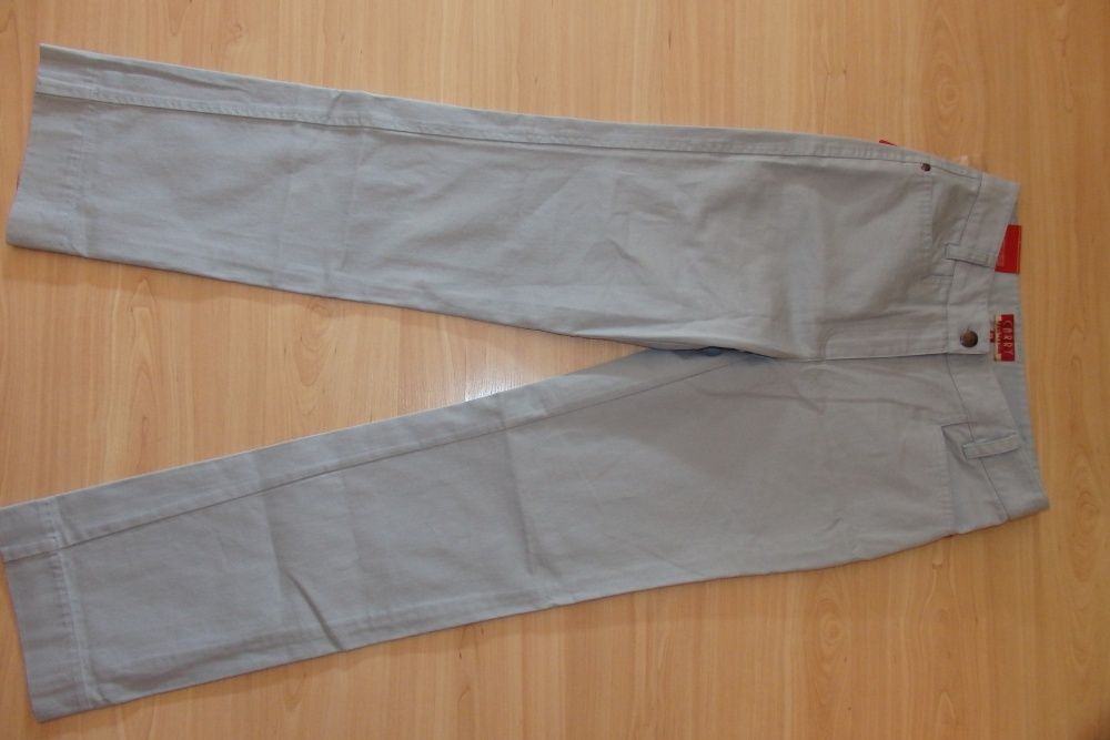 NOWE z metkami CARRY spodnie jasny popiel XS/S 100% bawełna na lato