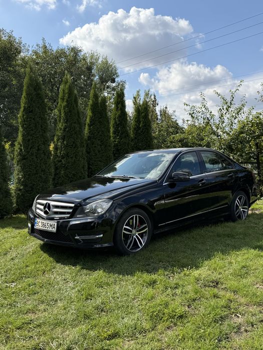 Mercedes-Benz c300