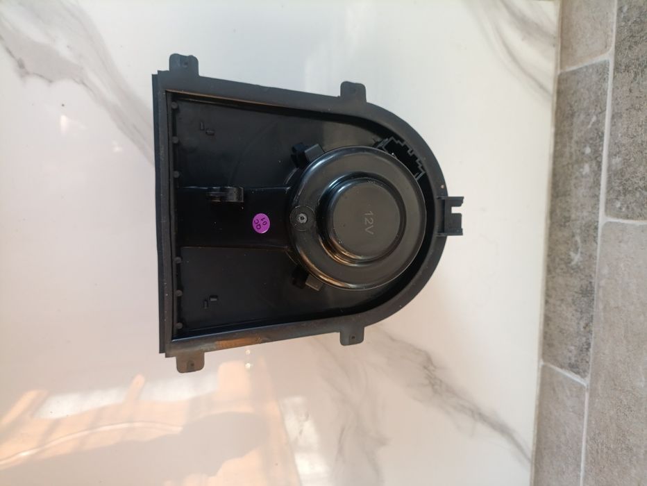 Вентилятор салону Octavia Tour