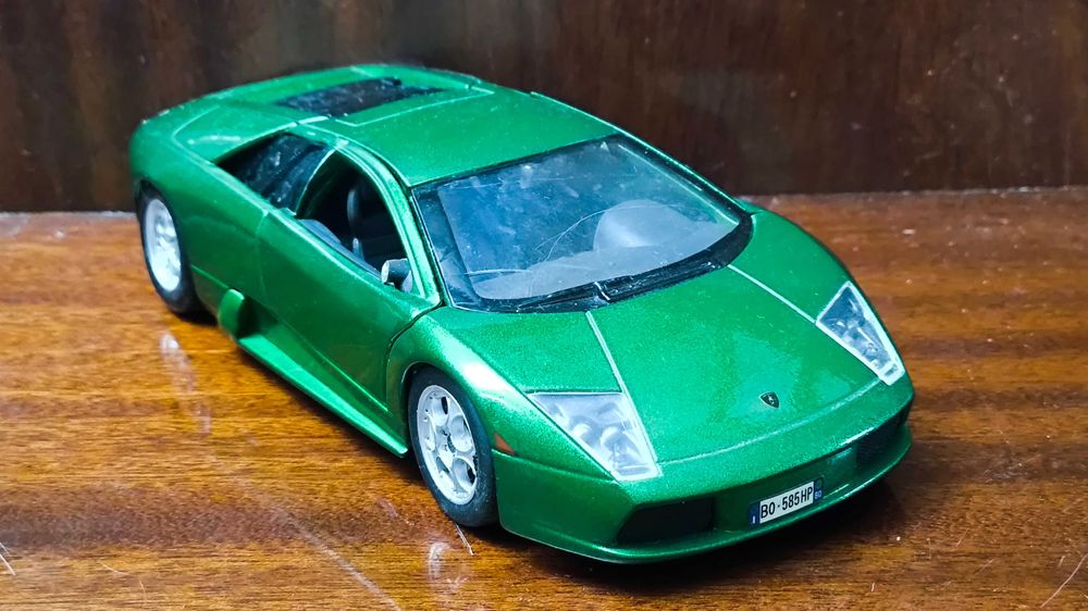 Машинка Lamborghini Murcielago 1/24 Maisto