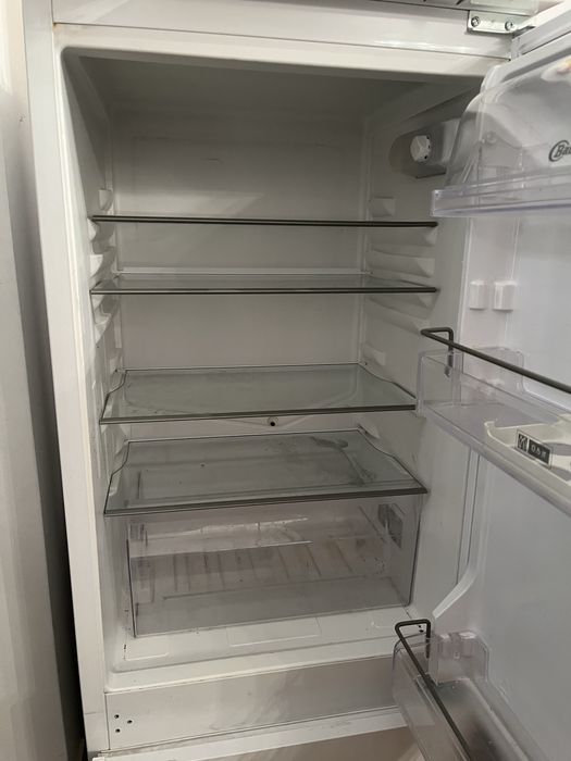 Lodowka Bauknecht  pod zabudowe ! Okazja