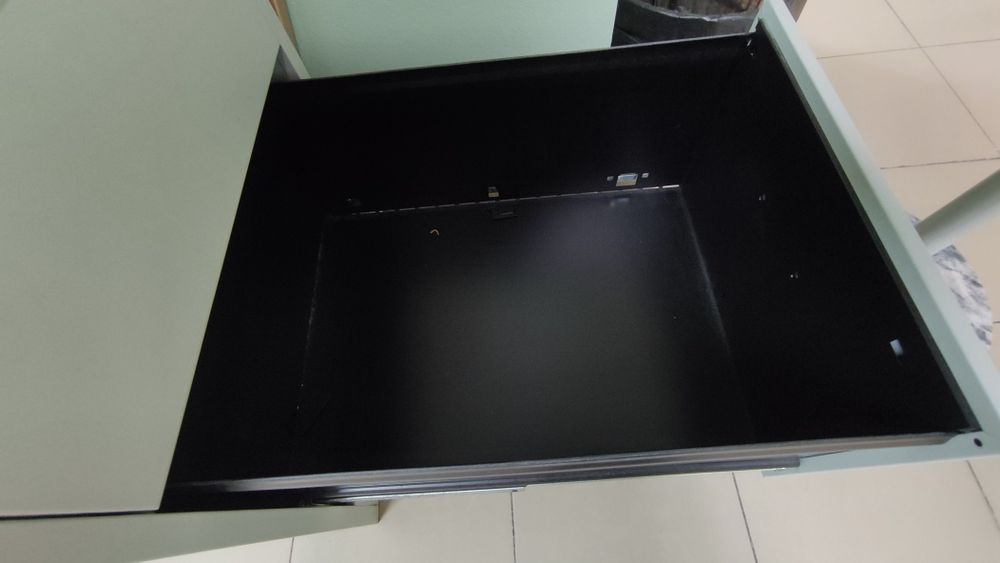 Arquivador de metal com chave