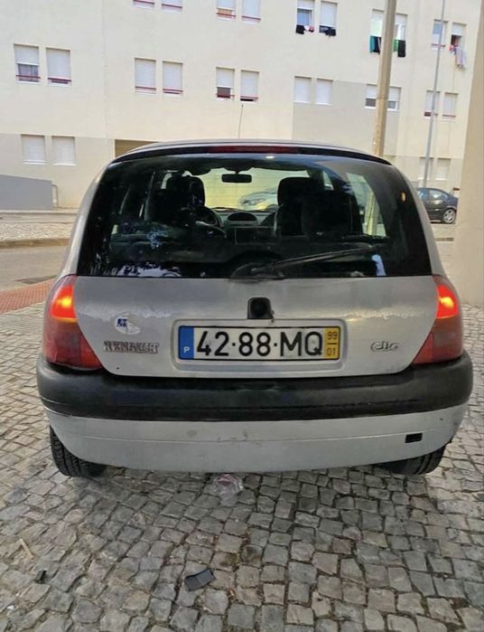 Vendo renoult clio ano 99 175 mil kms
