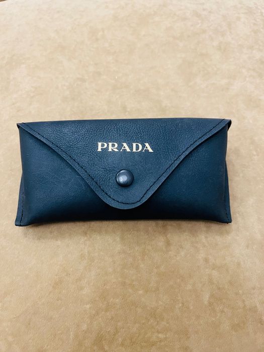 Prada etui na okulary