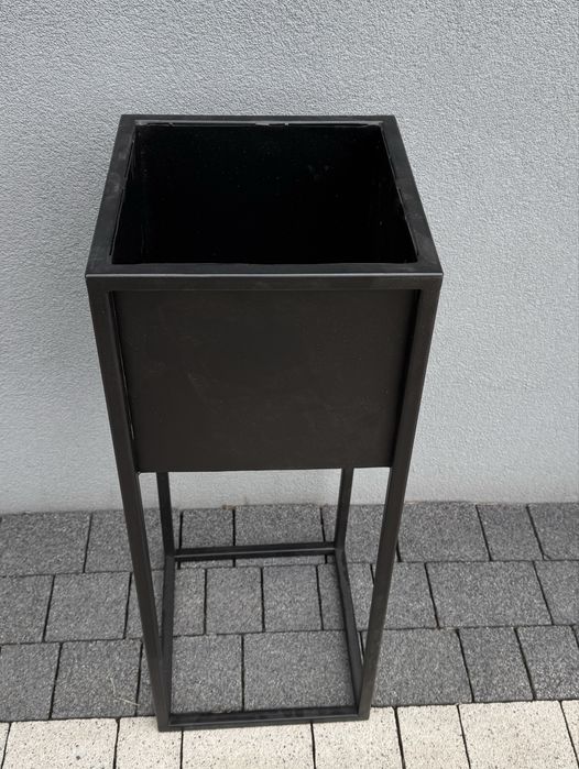 Kwietnik metalowe loft