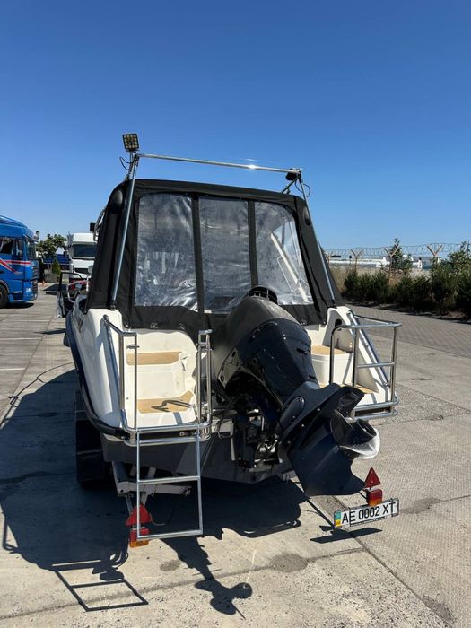 Продам катер FLIPPER 630 OC