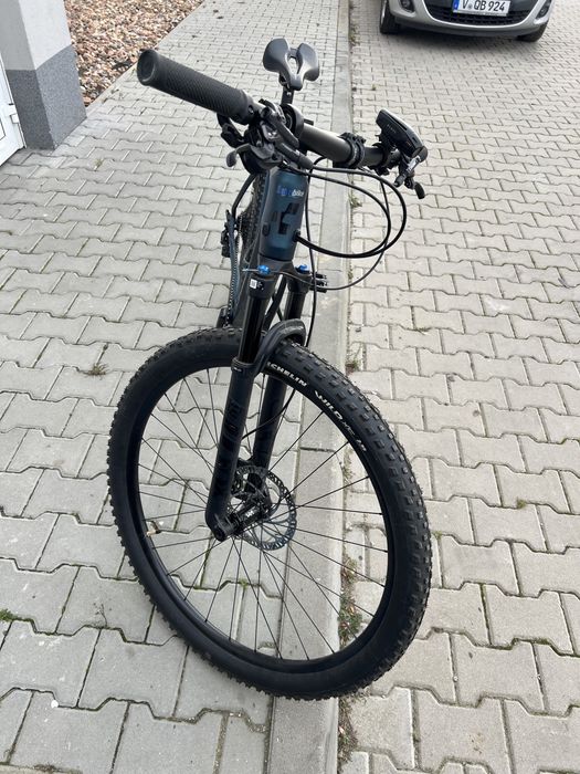Rower Cube Carbon