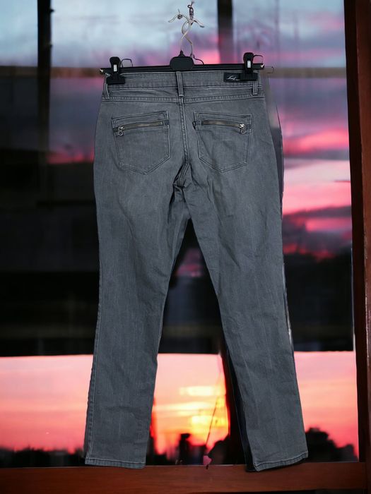 Levi’s roz. W28 L32 damskie jeansy straight