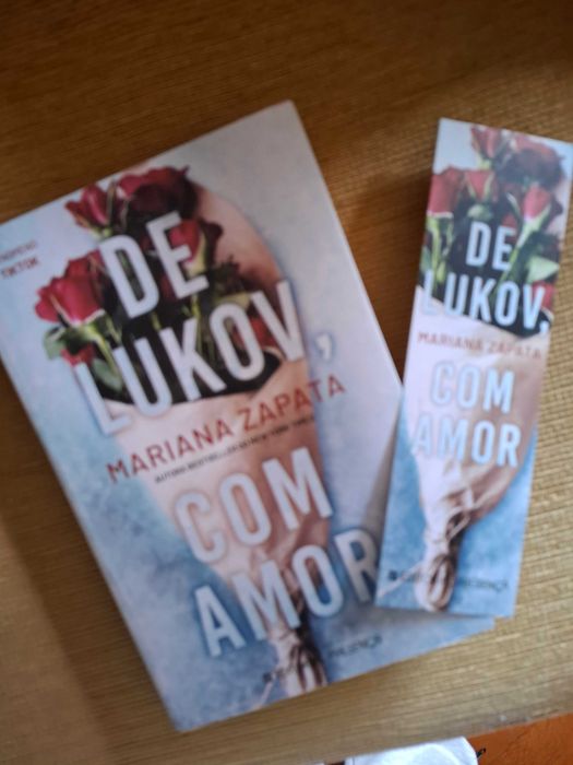 De Lukov, com Amor - Mariana Zapata - portes grátis!