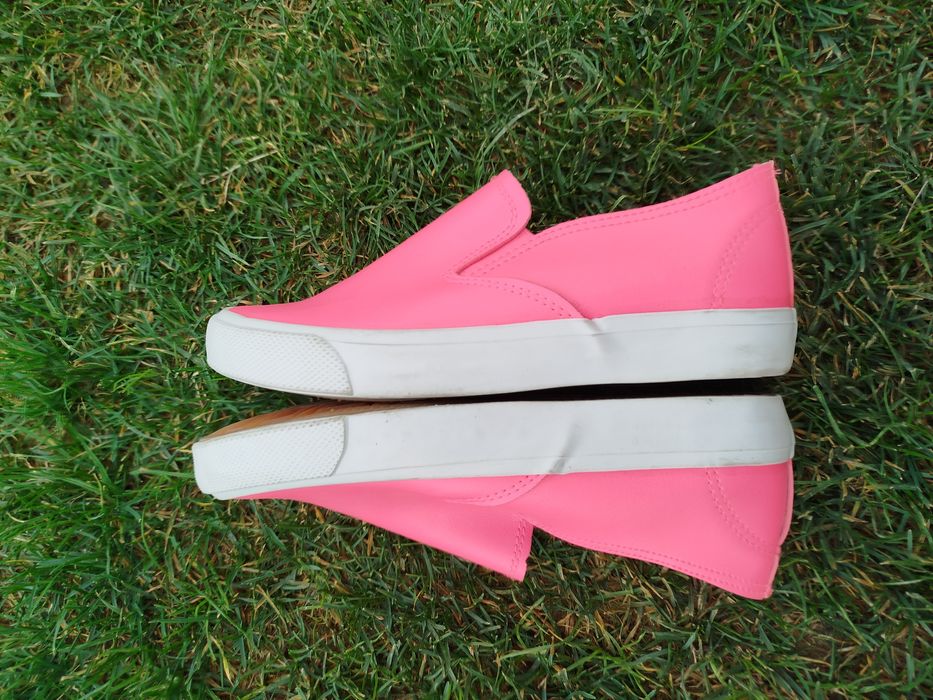 Buty 36 neonowe różowe ( 22cm)