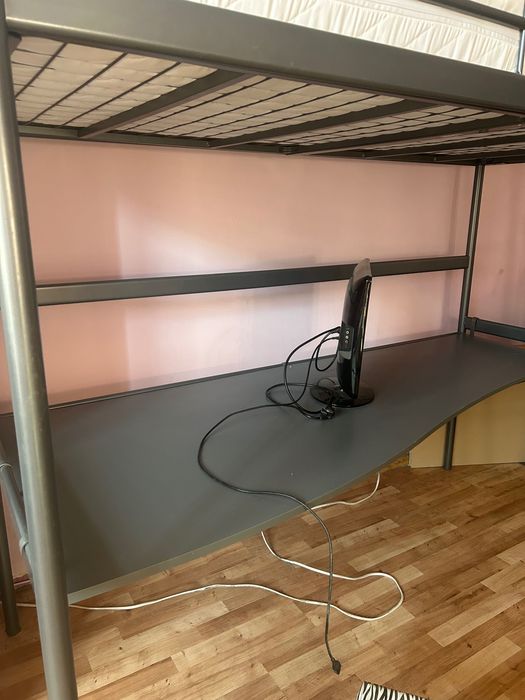 Łóżko piętrowe z biurkiem Ikea
