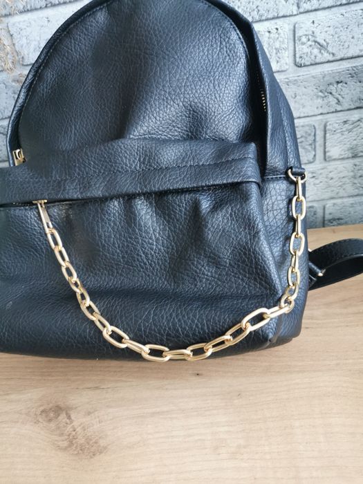 Czarny plecak z ekoskóry