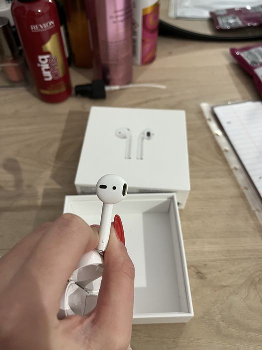 airpods 1 pro apple