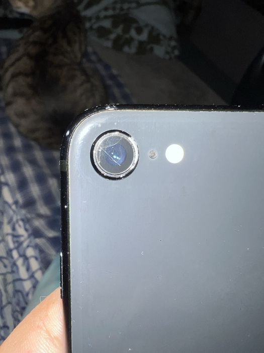 iPhone SE (2020)