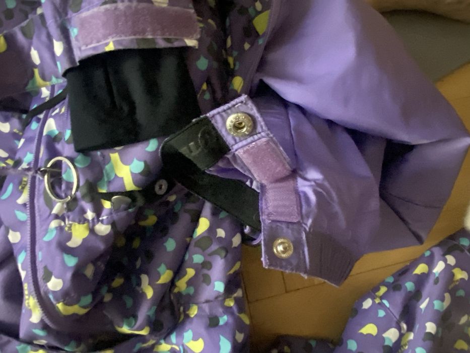 Kombinezon 2 czesciowy na narty 140 cm