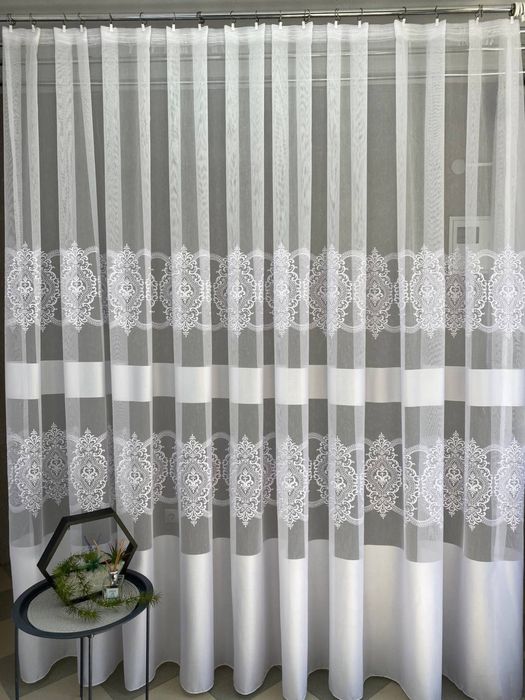 Тюль бамбук з вишивкою та атласною стрічкою