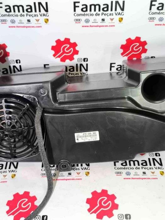 Subwoofer AUDI A4 B8