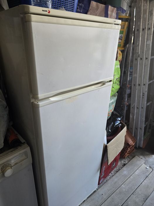 Maquina lavar loiça e figurifico