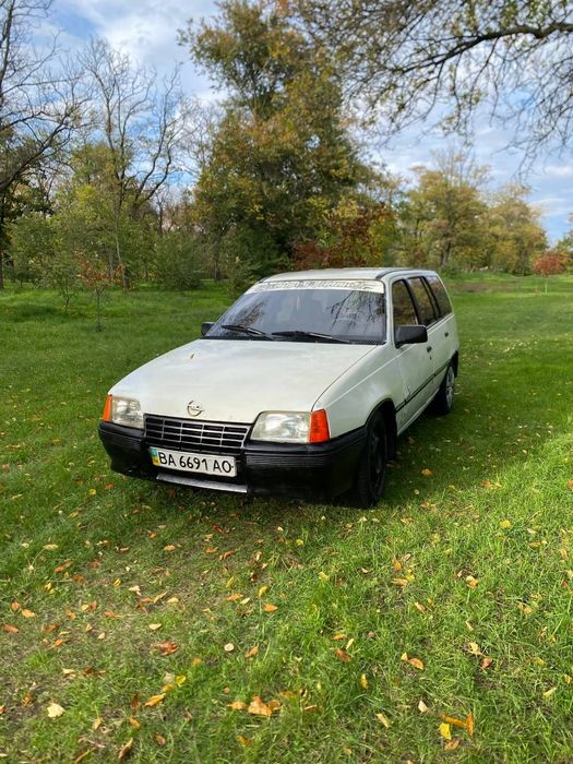 Продам Opel Kadet універсал