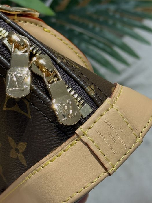 Torebka Louis Vuitton mini alma nano crema