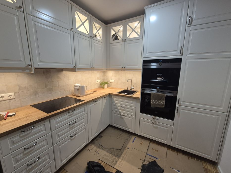 Skręcanie / Składanie / Montaż MEBLI - KUCHNI