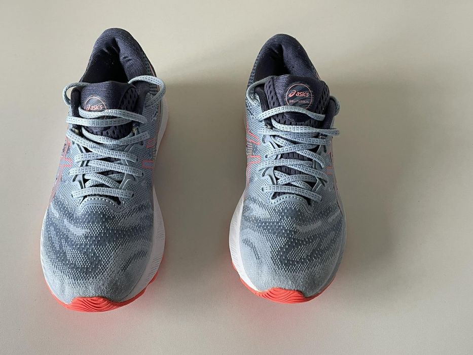 Asics бігові 39.5 р/25.5уст оригінал ідеал