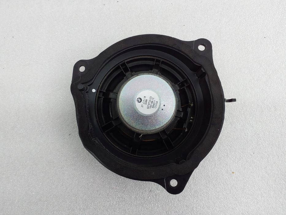 Coluna de som BMW X1 (F48)