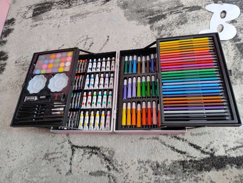 Zestaw artystyczny do malowania 145 el.