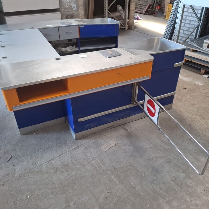 Boks  kasowy podwójny