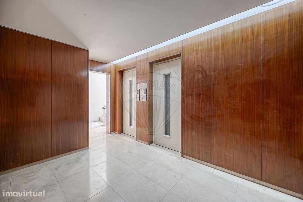 Apartamento T4 para arrendamento