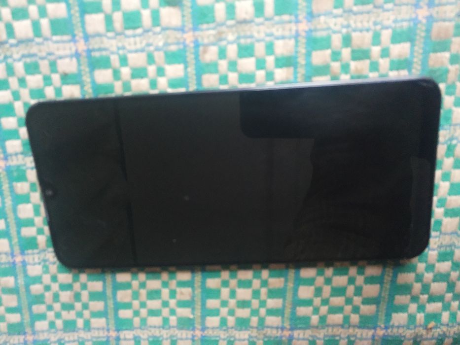 Самсунг а30 (а305)