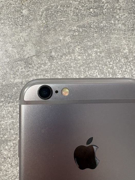 Продам iphone 6s 64 GB