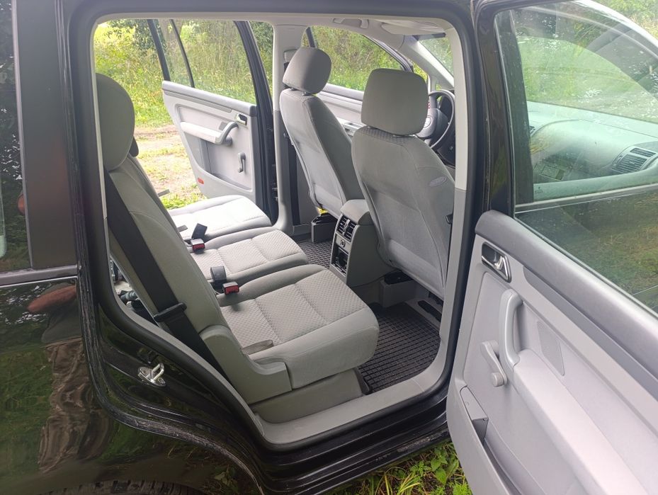 Volkswagen touran 1.6мпі