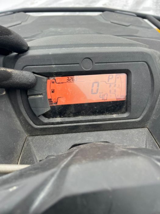 BRP 700 квадроцикл