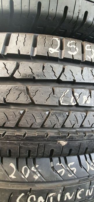 Pneus 255/70/16 Continental